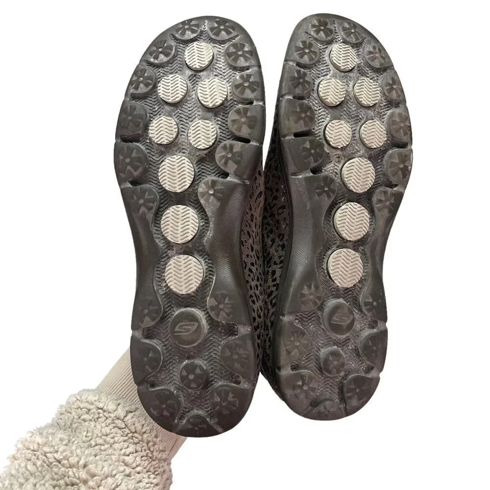 Skechers mat print